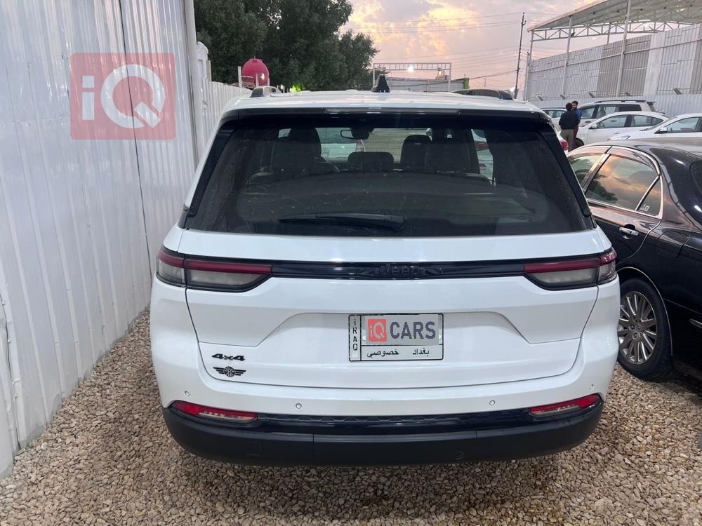 جيب جراند شيروكي